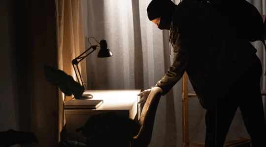 est-ce-que-l-assurance-de-mon-appartement-couvre-les-pertes-liees-a-un-cambriolage